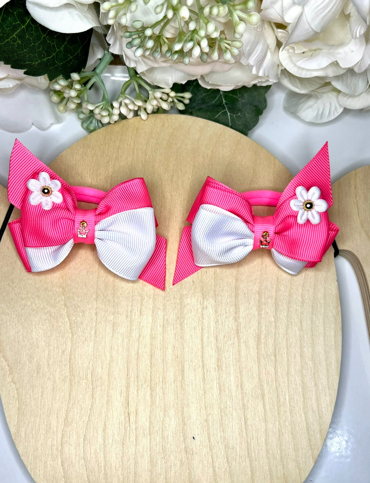 Flower  Pair of Bows