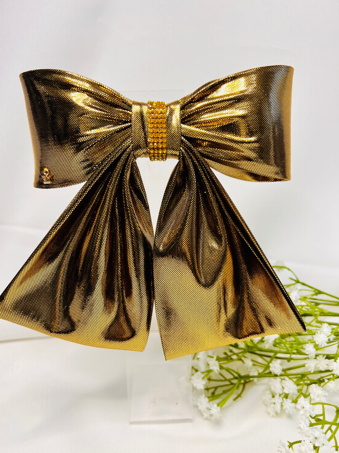 Queen Metallic Hair Bow