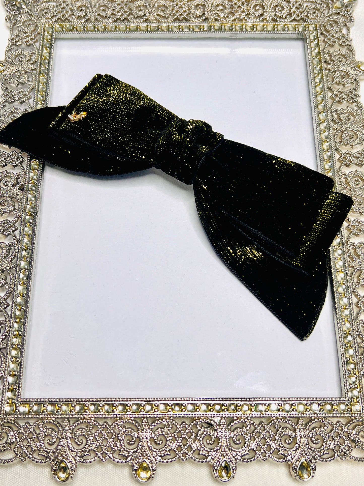 Queen Shimmer Velvet bow