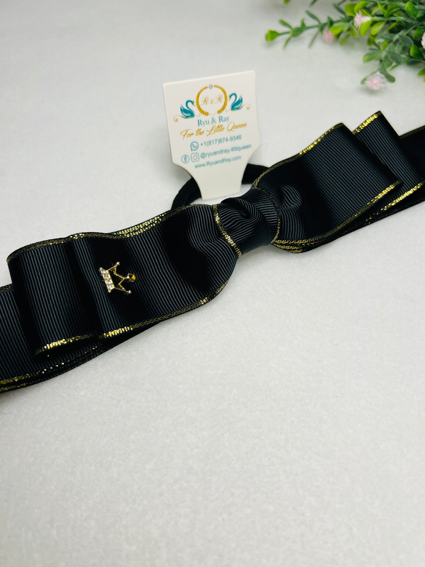 Queen Double Bow on Elastic Tie